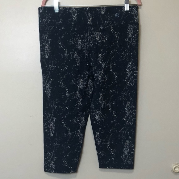 Task Performance Black and Silver Marble Cropped Pants. Size XL. NWT - Picture 1 of 7